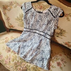 Motherhood Maternity Dandelion Floral Top